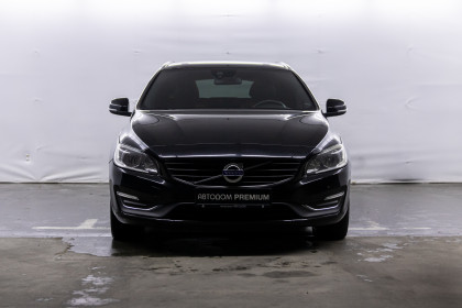 Продажа Volvo V60 I Рестайлинг 2.0 MT (120 л.с.) 2016 Черный в Автодом