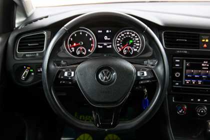 Продажа Volkswagen Golf VII Рестайлинг SportWagen 1.4 AT (147 л.с.) 2019 Красный в Автодом