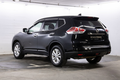 Продажа Nissan X-Trail III Рестайлинг 2.5 CVT (171 л.с.) 2018 Черный в Автодом