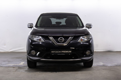 Продажа Nissan X-Trail III Рестайлинг 2.5 CVT (171 л.с.) 2018 Черный в Автодом