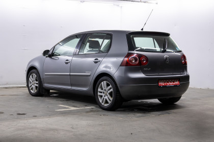 Продажа Volkswagen Golf V 1.4 MT (122 л.с.) 2008 Серый в Автодом