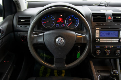 Продажа Volkswagen Golf V 1.4 MT (122 л.с.) 2008 Серый в Автодом