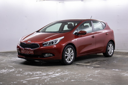 Продажа Kia Ceed II 1.6 AT (129 л.с.) 2013 Бордовый в Автодом