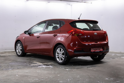 Продажа Kia Ceed II 1.6 AT (129 л.с.) 2013 Бордовый в Автодом