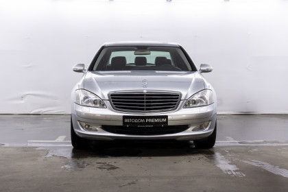 Продажа Mercedes-Benz S-Класс V (W221) 350 3.5 AT (272 л.с.) 2005 Серебристый в Автодом