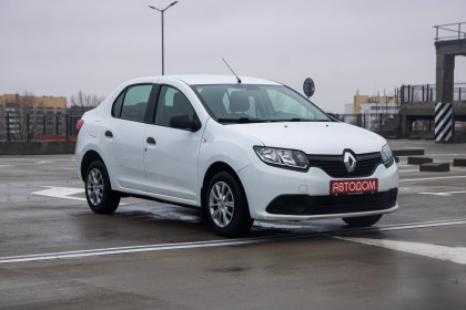 Продажа Renault Logan II 1.6 MT (82 л.с.) 2015 Белый в Автодом