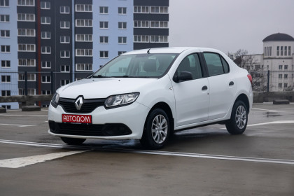 Продажа Renault Logan II 1.6 MT (82 л.с.) 2015 Белый в Автодом