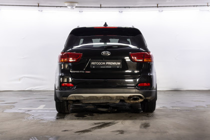 Продажа Kia Sorento III Prime Рестайлинг 2.2 AT (200 л.с.) 2018 Черный в Автодом