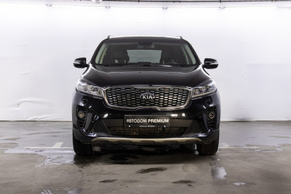 Продажа Kia Sorento III Prime Рестайлинг 2.2 AT (200 л.с.) 2018 Черный в Автодом