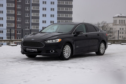 Продажа Ford Fusion (North America) II 2.0 CVT (141 л.с.) 2015 Черный в Автодом