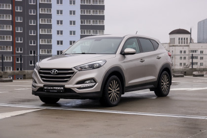 Продажа Hyundai Tucson III 2.0 AT (150 л.с.) 2016 Серебристый в Автодом