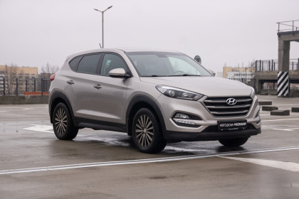 Продажа Hyundai Tucson III 2.0 AT (150 л.с.) 2016 Серебристый в Автодом