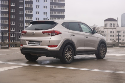 Продажа Hyundai Tucson III 2.0 AT (150 л.с.) 2016 Серебристый в Автодом