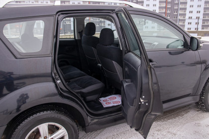 Продажа Mitsubishi Outlander II Рестайлинг 2.4 MT (170 л.с.) 2010 Черный в Автодом