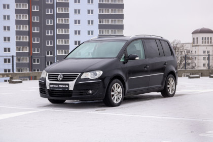 Продажа Volkswagen Touran I Рестайлинг 2.0 AMT (170 л.с.) 2007 Черный в Автодом