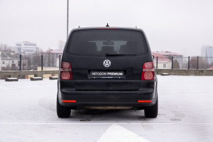 Продажа Volkswagen Touran I Рестайлинг 2.0 AMT (170 л.с.) 2007 Черный в Автодом