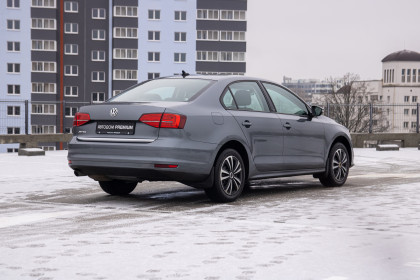 Продажа Volkswagen Jetta VI Рестайлинг 1.6 AT (110 л.с.) 2017 Серый в Автодом