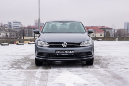 Продажа Volkswagen Jetta VI Рестайлинг 1.6 AT (110 л.с.) 2017 Серый в Автодом