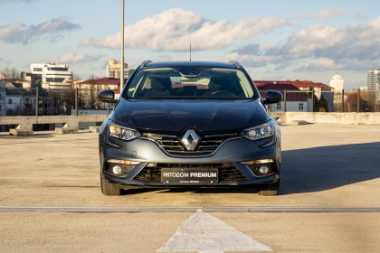 Продажа Renault Megane IV 1.5 MT (95 л.с.) 2019 Серый в Автодом