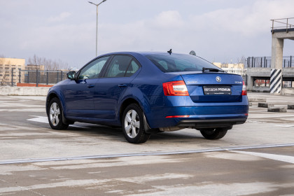 Продажа Skoda Octavia III (A7) Рестайлинг 1.8 AMT (180 л.с.) 2019 Синий в Автодом