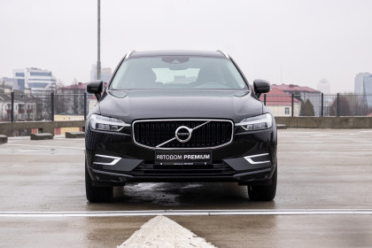 Продажа Volvo XC60 II 2.0 AT (190 л.с.) 2018 Черный в Автодом