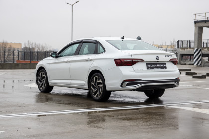 Продажа Volkswagen Jetta VII Рестайлинг 1.5 AT (158 л.с.) 2022 Белый в Автодом