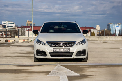 Продажа Peugeot 308 II Рестайлинг 1.5 MT (131 л.с.) 2019 Белый в Автодом