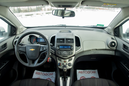 Продажа Chevrolet Aveo II 1.6 AT (115 л.с.) 2015 Белый в Автодом