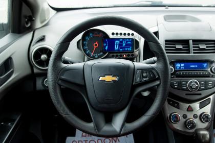 Продажа Chevrolet Aveo II 1.6 AT (115 л.с.) 2015 Белый в Автодом