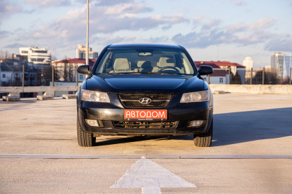 Продажа Hyundai Sonata V (NF) 2.4 AT (161 л.с.) 2005 Черный в Автодом