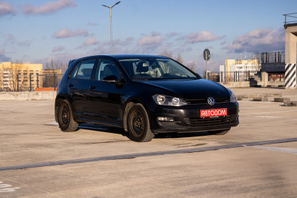 Продажа Volkswagen Golf VII 1.4 MT (122 л.с.) 2014 Черный в Автодом