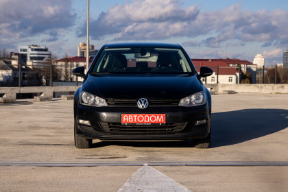 Продажа Volkswagen Golf VII 1.4 MT (122 л.с.) 2014 Черный в Автодом