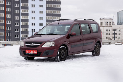 Продажа LADA Largus I 1.6 MT (102 л.с.) 2016 Красный в Автодом