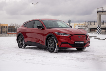 Продажа Ford Mustang Mach-E I 75 kWh 0.0 AT (258 л.с.) 2022 Красный в Автодом