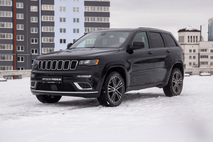 Продажа Jeep Grand Cherokee IV (WK2) Рестайлинг 3.6 AT (290 л.с.) 2018 Черный в Автодом