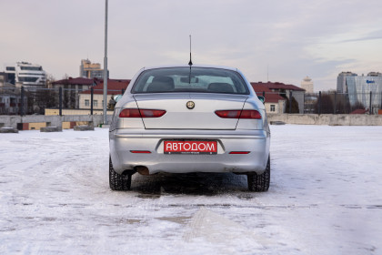 Продажа Alfa Romeo 156 I Рестайлинг 1 2.0 AMT (150 л.с.) 2002 Серебристый в Автодом