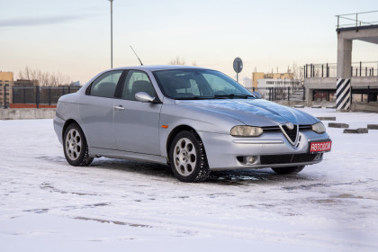 Продажа Alfa Romeo 156 I Рестайлинг 1 2.0 AMT (150 л.с.) 2002 Серебристый в Автодом