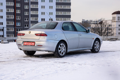 Продажа Alfa Romeo 156 I Рестайлинг 1 2.0 AMT (150 л.с.) 2002 Серебристый в Автодом