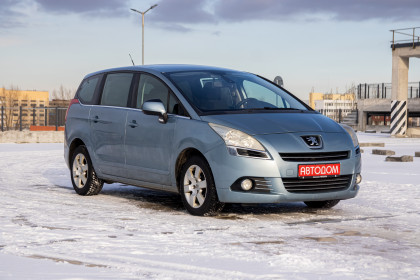 Продажа Peugeot 5008 I 1.6 MT (112 л.с.) 2009 Серебристый в Автодом