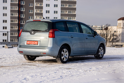 Продажа Peugeot 5008 I 1.6 MT (112 л.с.) 2009 Серебристый в Автодом