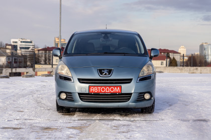 Продажа Peugeot 5008 I 1.6 MT (112 л.с.) 2009 Серебристый в Автодом