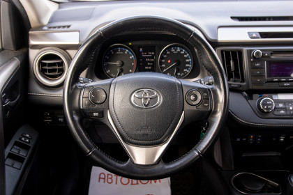 Продажа Toyota RAV4 IV (XA40) Рестайлинг 2.0 CVT (146 л.с.) 2018 Красный в Автодом