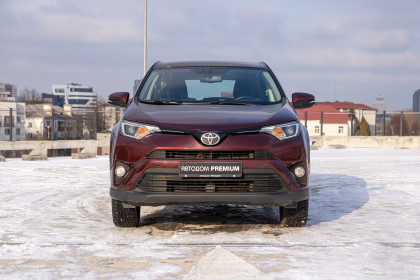 Продажа Toyota RAV4 IV (XA40) Рестайлинг 2.0 CVT (146 л.с.) 2018 Красный в Автодом