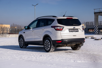 Продажа Ford Escape III Рестайлинг 1.5 AT (182 л.с.) 2018 Белый в Автодом