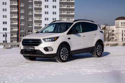 Продажа Ford Escape III Рестайлинг 1.5 AT (182 л.с.) 2018 Белый в Автодом