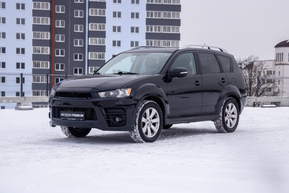 Продажа Mitsubishi Outlander II Рестайлинг 2.4 CVT (170 л.с.) 2010 Черный в Автодом