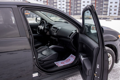 Продажа Mitsubishi Outlander II Рестайлинг 2.4 CVT (170 л.с.) 2010 Черный в Автодом