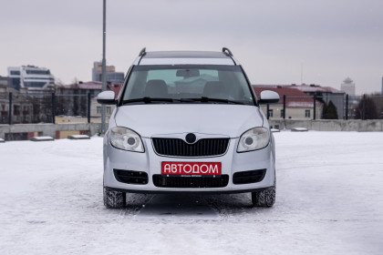 Продажа Skoda Roomster I 1.4 MT (86 л.с.) 2008 Серебристый в Автодом