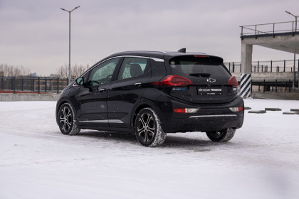 Продажа Chevrolet Bolt I 0.0 AT (204 л.с.) 2019 Черный в Автодом