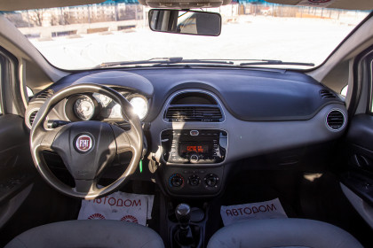 Продажа Fiat Linea I 1.4 MT (90 л.с.) 2013 Серебристый в Автодом